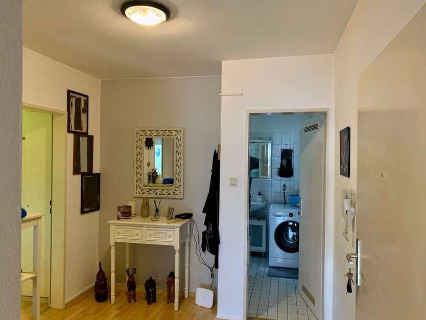 Wohnung zum Kaufen in Frankfurt 295.000 € 60 m²