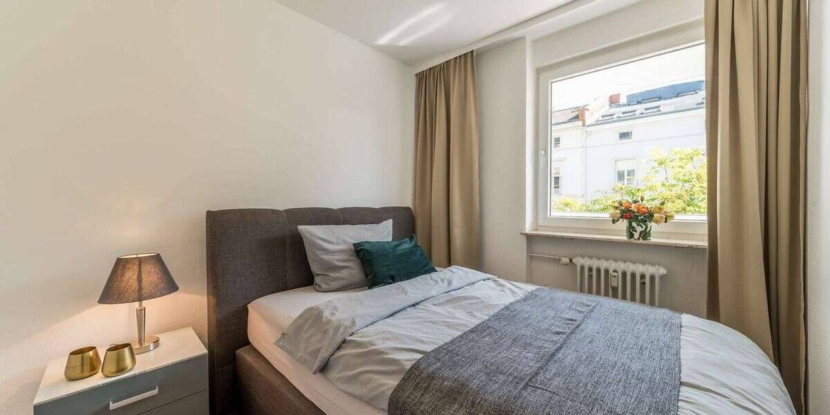 Etagenwohnung Frankfurt am Main Westend-Süd - 2 Zimmer, 48 m&sup2;, 1.810&euro; | Angebot:26824537