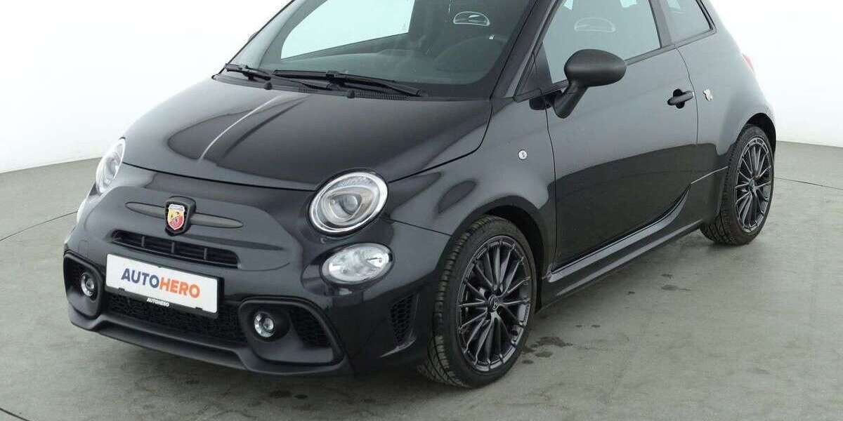 Abarth 595 3.878 km 23.190 &euro; Frankfurt am Main 65936