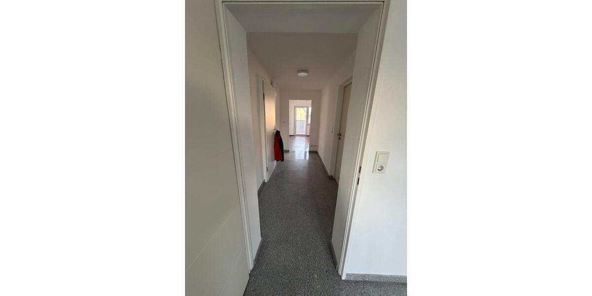 Gepflegte 2-Zimmer-Wohnung im 1. OG in Hattersheim am Main 2.5 zimmer