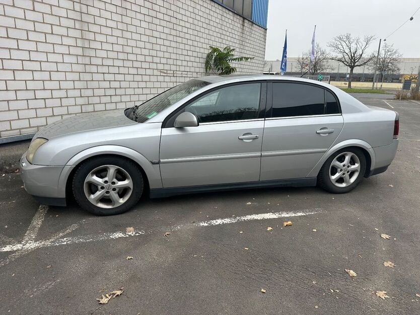 Opel Vectra 266.000 km 2.999 € Frankfurt am Main 60327