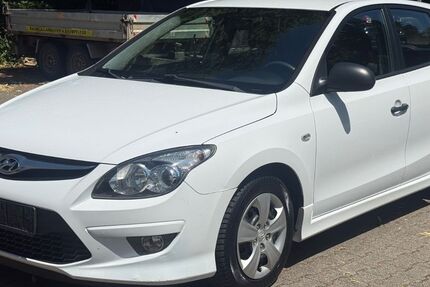 Hyundai i30 200.000 km 3.880 &euro; Rüsselsheim 65428