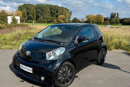 Toyota IQ 105.000 km 4.799 € Darmstadt 64297