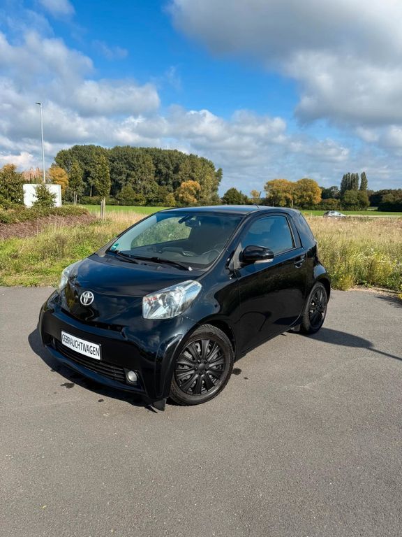 Toyota IQ 105.000 km 4.799 € Darmstadt 64297