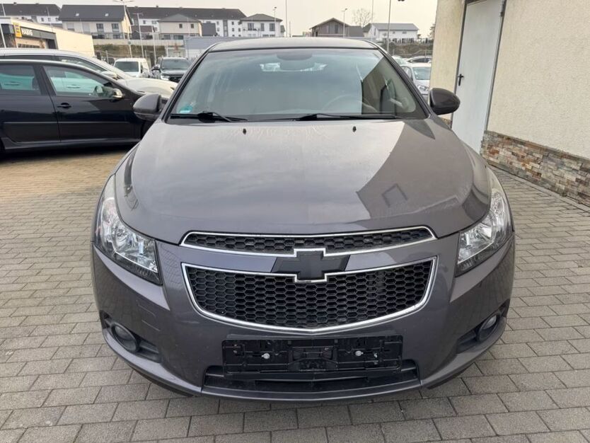 Cruze