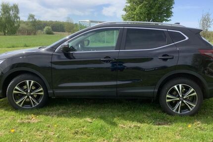 Nissan Qashqai 63.500 km 19.000 &euro; Nidderau 61130