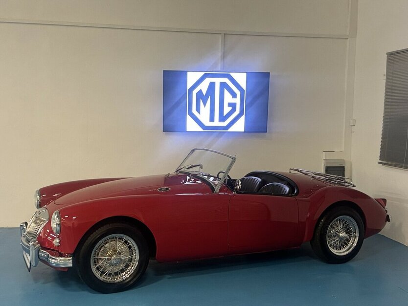 MG A 1.5 Roadster org. Speichenräder 70.708 km 25.400 € Dreieich 63303
