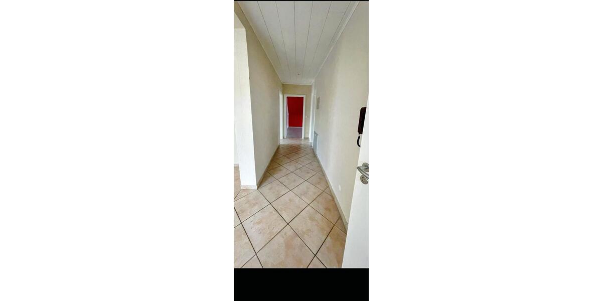 Lichtdurchflutete 3,5-Zimmer-Wohnung mit Fußbodenheizung zimmer