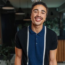 Freddy Ekué Try Out Tour 11.12.2025 Comedy Club Frankfurt