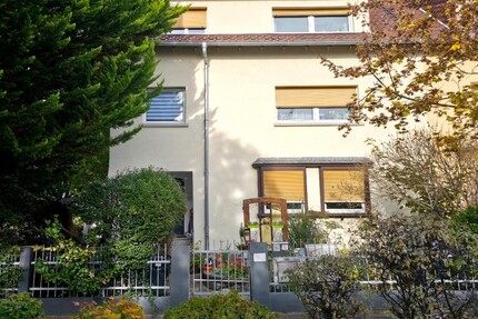 *OF-Musikerviertel* Gepflegtes 1–2 Familienhaus in begehrter & kinderfreundlicher Lage! 8 zimmer