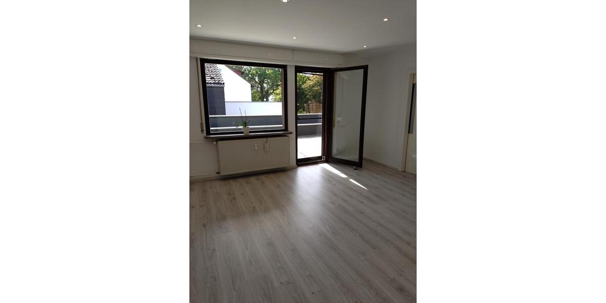 2,5-Zimmer-Wohnung (Gesamtmiete: 1.400 €) 2.5 zimmer