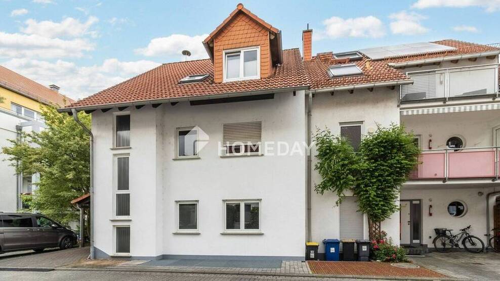 Modernes 3 Familienhaus mit freier Garten-Wohnung und Aufzug