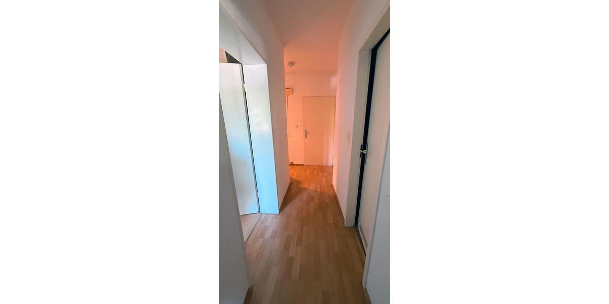 Etagenwohnung Maintal - 2 Zimmer, 62 m&sup2;, 700&euro; | Angebot:26705446