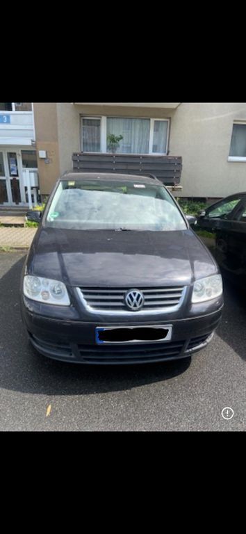 VW Touran 210.000 km 650 € Frankfurt am Main 60431