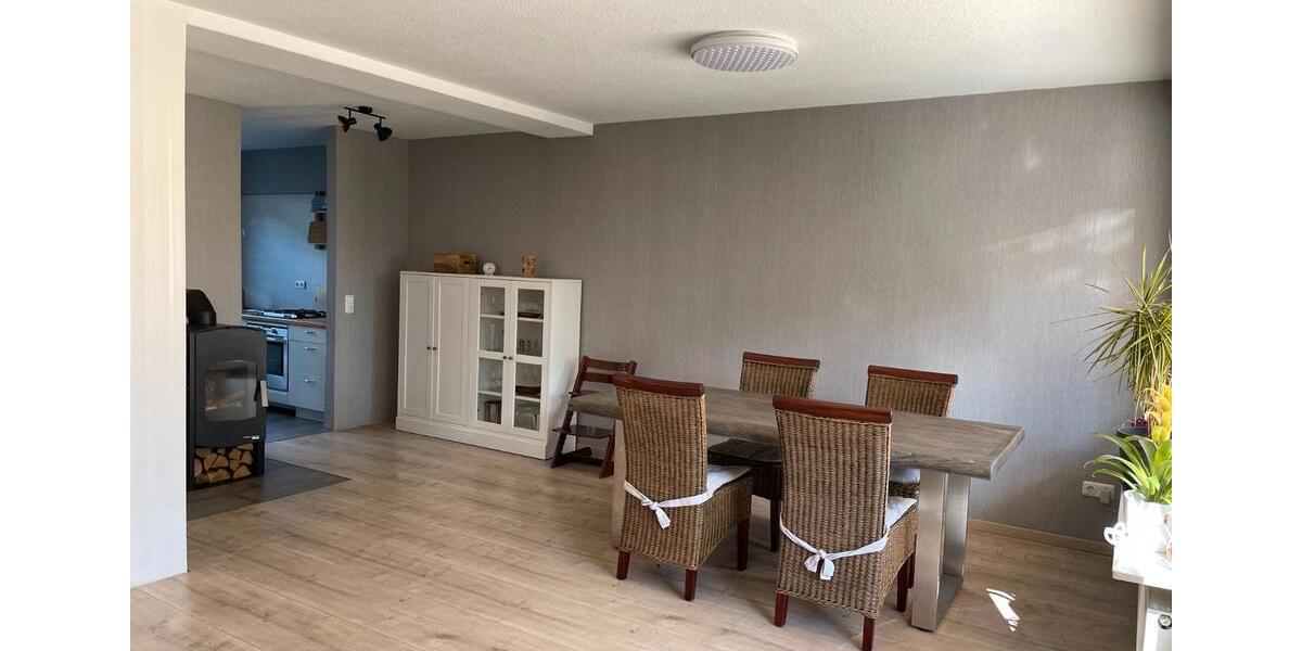 Doppelhaushälfte Hattersheim am Main - 5 Zimmer, 121 m&sup2;, 2.700&euro; | Angebot:26577836