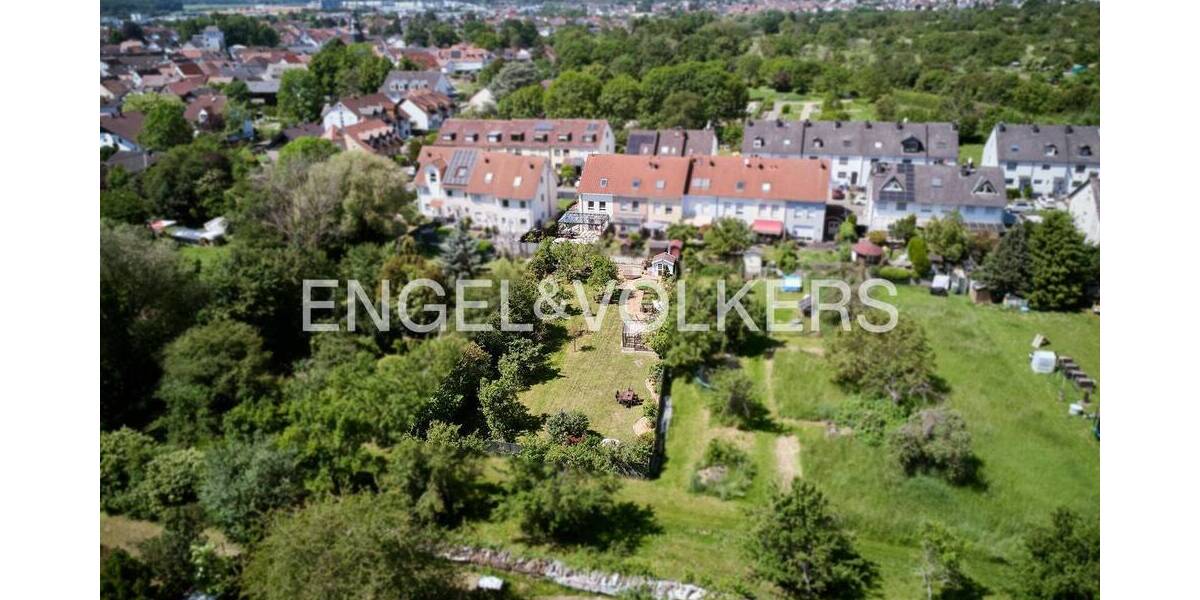 Reihenendhaus Rosbach vor der Höhe Nieder-Rosbach - 5 Zimmer, 155 m&sup2;, 620.000&euro; | Angebot:26886576