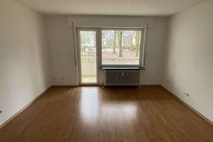 Wohnung Hanau Großauheim - 4 Zimmer, 80 m&sup2;, 900&euro; | Angebot:24831501