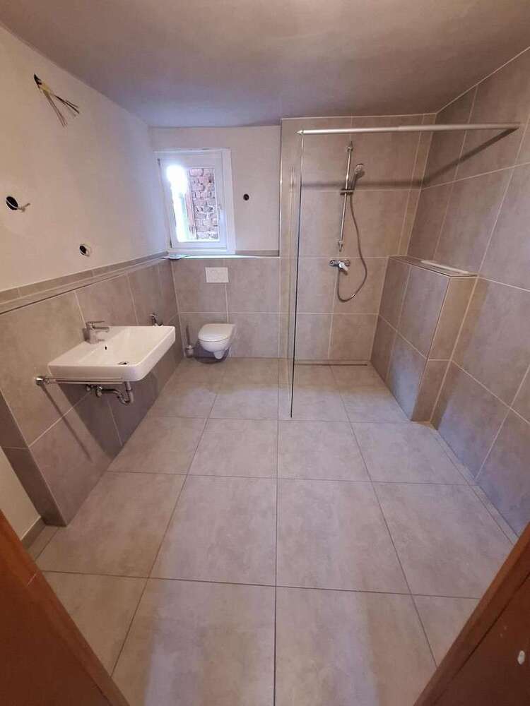 Haus zum Mieten in Groß-Umstadt 1.750 € 184 m²