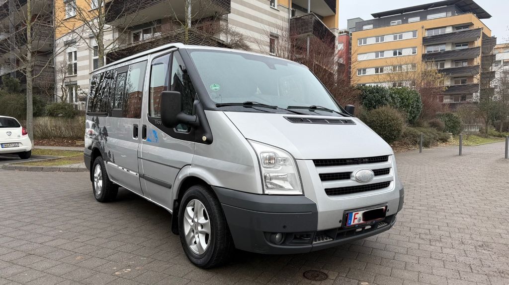 Ford Transit 211.943 km 8.990 &euro; Frankfurt am Main 60486