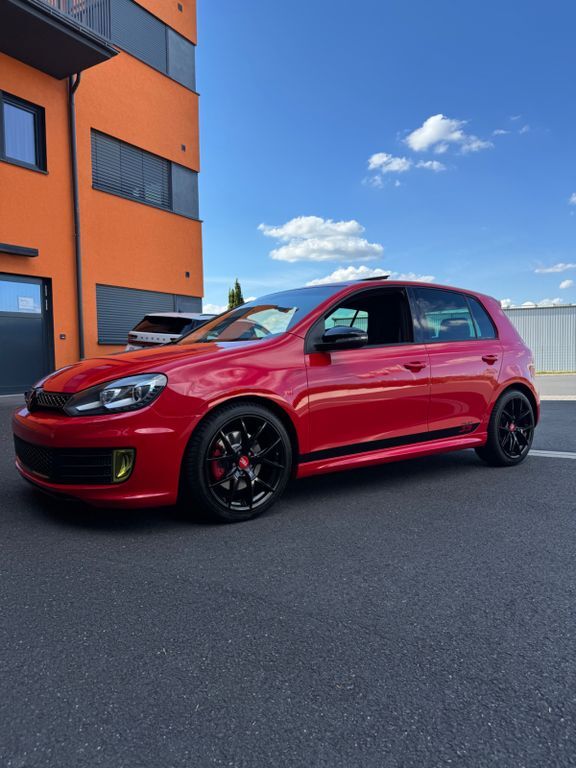 VW Golf 90.800 km 19.150 € Gelnhausen 63571