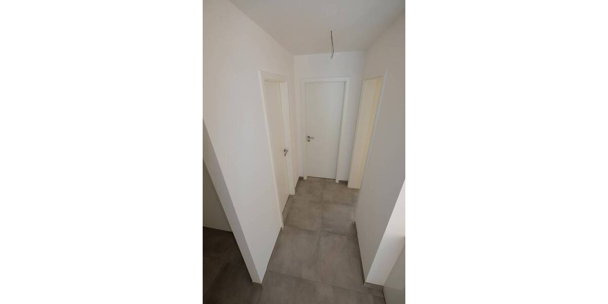 Etagenwohnung Frankfurt am Main Innenstadt - 2 Zimmer, 61 m&sup2;, 1.400&euro; | Angebot:26113075