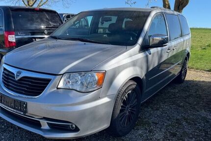Lancia Voyager