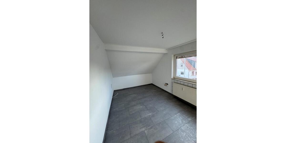 Etagenwohnung Dieburg - 3.5 Zimmer, 86 m&sup2;, 1.100&euro; | Angebot:26035441