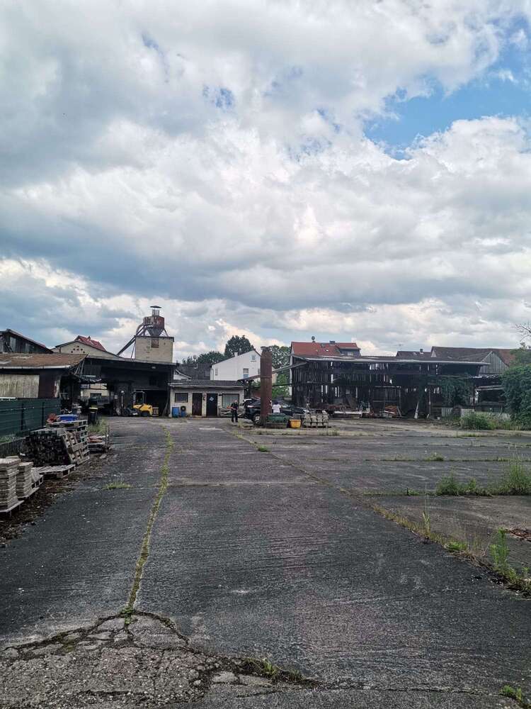 Grundstück zu verkaufen in Echzell 679.000 € 3246 m²