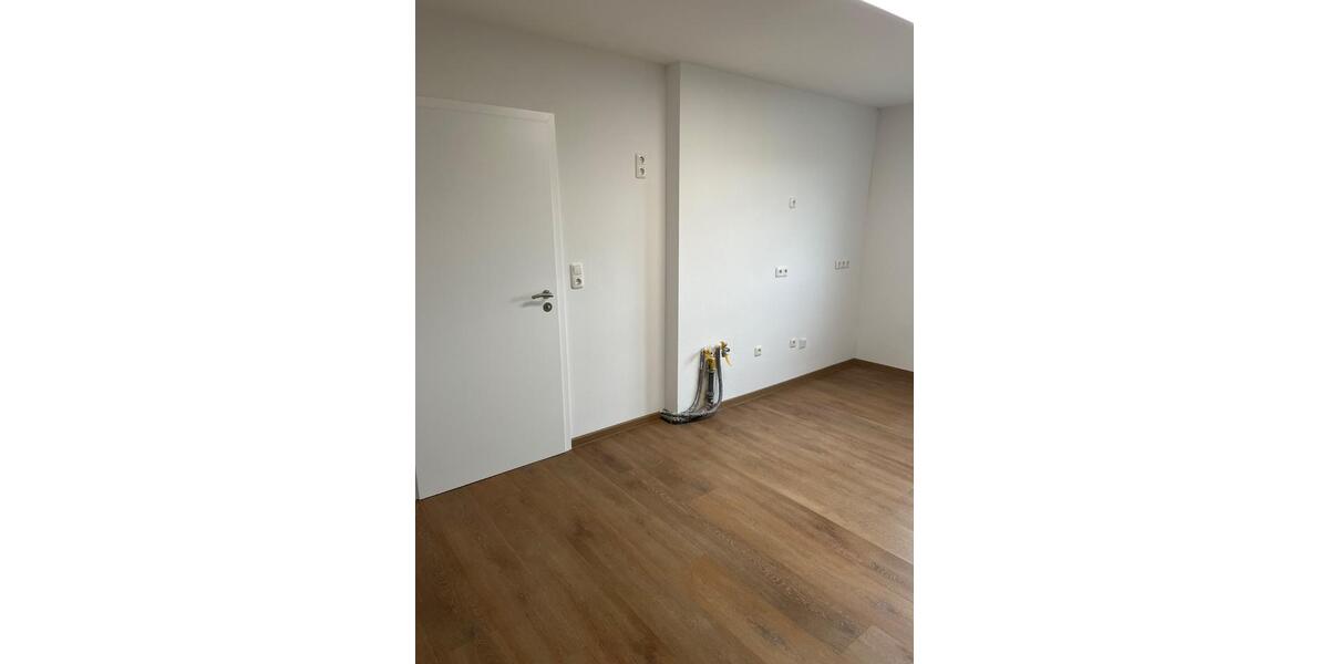 Hochparterre Stockstadt am Main - 2 Zimmer, 65 m&sup2;, 700&euro; | Angebot:26608632