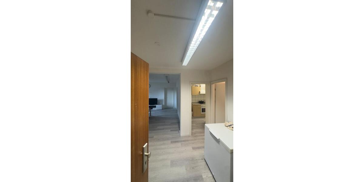 Etagenwohnung Bad Vilbel - 4 Zimmer, 100 m&sup2;, 2.500&euro; | Angebot:26583814