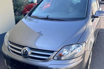 VW Golf Plus 74.232 km 5.490 &euro; Offenbach 63075