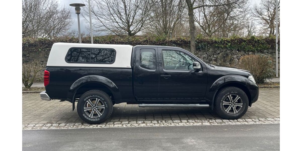 Nissan Navara 130.000 km 17.200 &euro; Hanau 63454