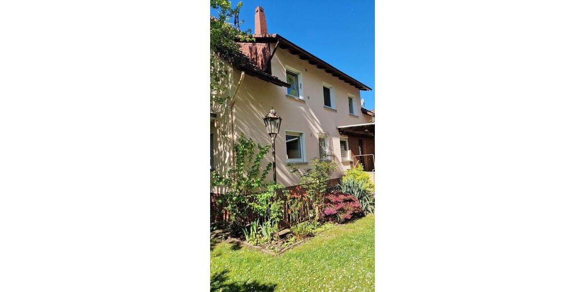 Mehrfamilienhaus, Wohnhaus Bad Homburg Ober-Erlenbach - 8 Zimmer, 177 m&sup2;, 725.000&euro; | Angebot:24821754