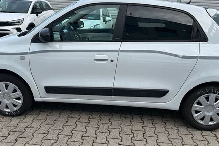 Renault Twingo 26.161 km 11.690 € Mörfelden-Walldorf 64546