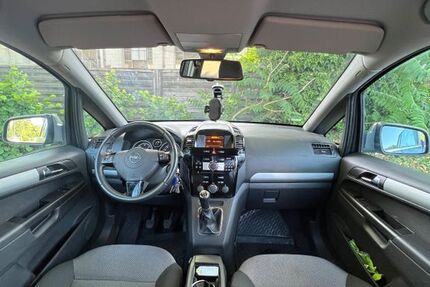 Opel Zafira 108.000 km 6.999 € Wiesbaden 55246