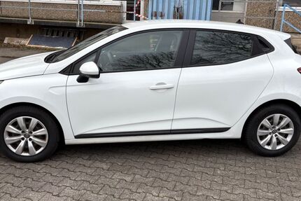 Renault Clio 193.525 km 6.664 &euro; Frankfurt am Main 60389