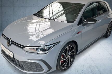 VW Golf 24.400 km 32.580 &euro; Frankfurt am Main 60528