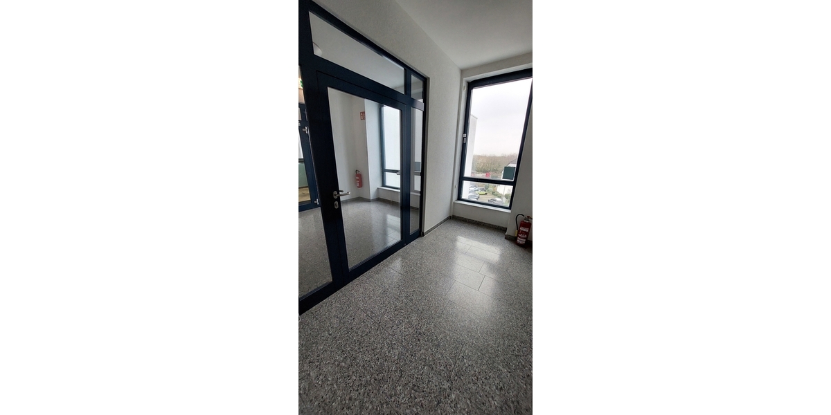 Hofheim Mitte - Moderne Bürofläche mit ca. 172 m² - Gewerbeobjekt Hofheim | Angebot:23768214