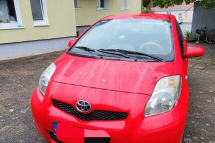 Toyota Yaris 214.276 km 2.300 € Seligenstadt 63500
