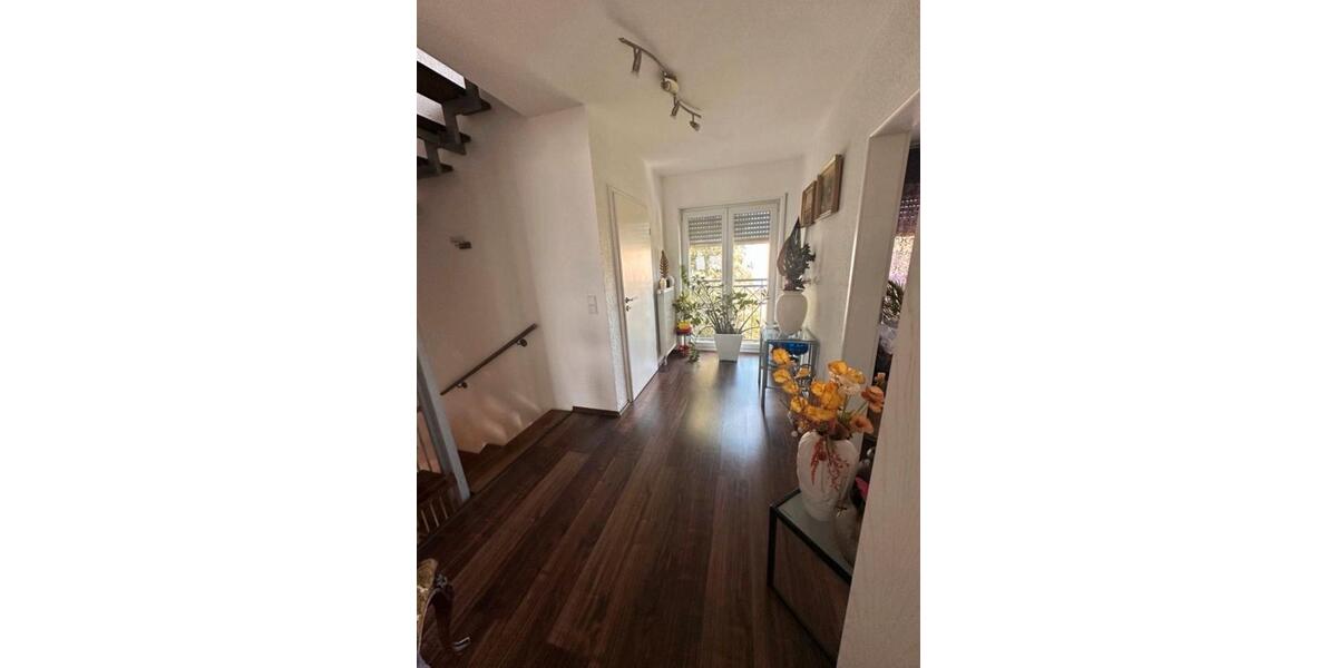 Reihenhaus Groß-Gerau Gerau - 4 Zimmer, 150 m&sup2;, 1.850&euro; | Angebot:26657049