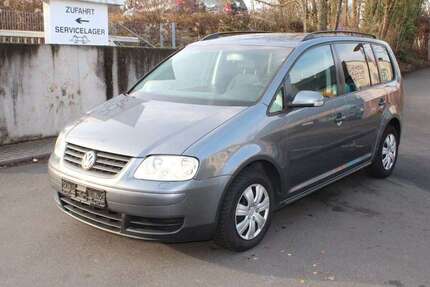 VW Touran 211.000 km 2.900 &euro; Hofheim 65719