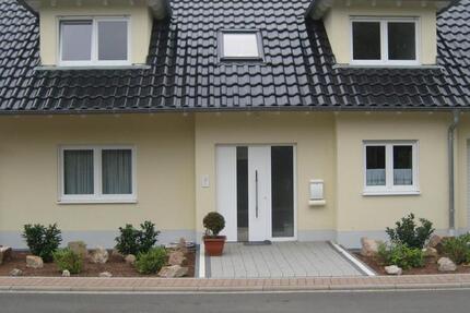 Die blaue Mauritius - Hochwertige 3,5 Zimmer Wohnung in absoluter Bestlage in Haibach 3 zimmer