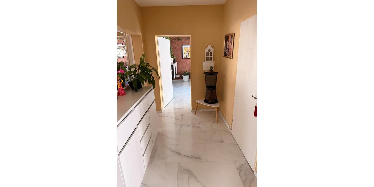 Erdgeschoßwohnung Nidderau - 1 Zimmer, 100 m&sup2;, 1.000&euro; | Angebot:26195933