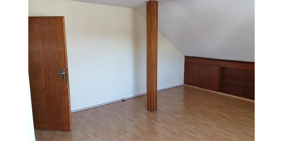 Dachgeschoßwohnung Rödermark - 1 Zimmer, 37 m&sup2;, 315&euro; | Angebot:25179923