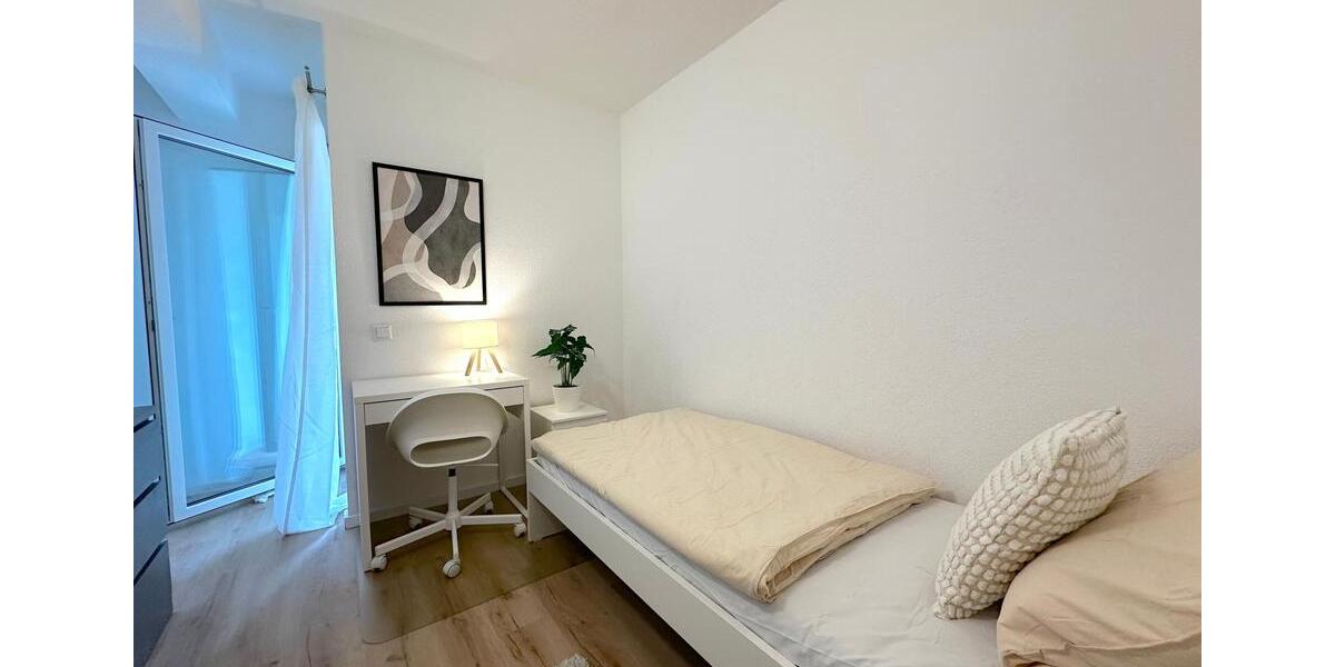 Etagenwohnung Frankfurt am Main Ostend - 1 Zimmer, 10 m&sup2;, 615&euro; | Angebot:26235176