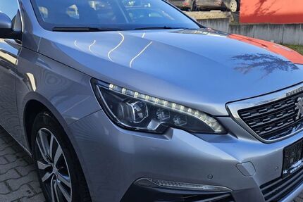 Peugeot 308 181.000 km 7.735 &euro; Kelkheim 65779