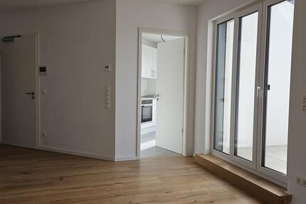 Bitte um schriftl. Anfrage: Helle 3 Zi. DG- WHG in zentraler Lage von Bad Homburg zu vermieten. zimmer