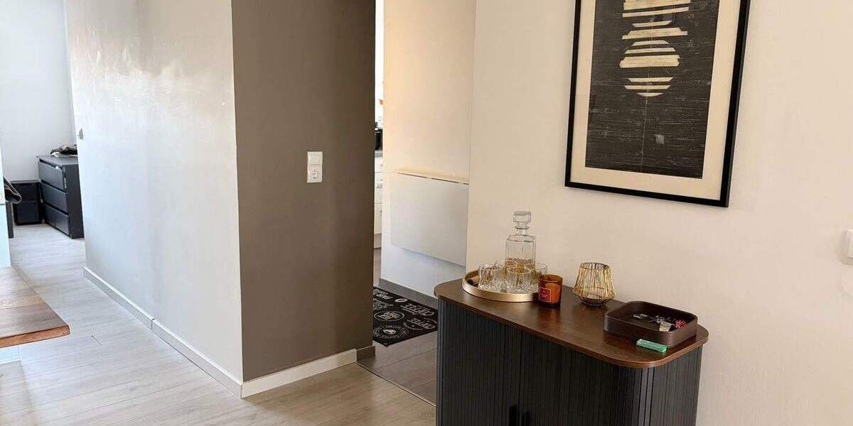 Etagenwohnung Aschaffenburg Damm - 2 Zimmer, 49 m&sup2;, 178.000&euro; | Angebot:25681425