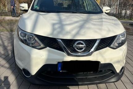 Nissan Qashqai 147.500 km 10.490 &euro; Frankfurt Riedberg 60438