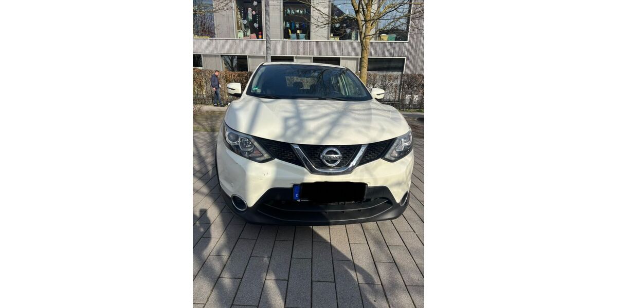 Nissan Qashqai 147.500 km 10.490 &euro; Frankfurt Riedberg 60438